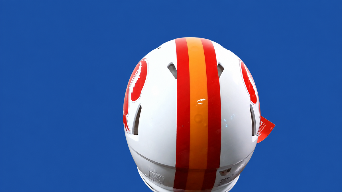 Bucky Irving Signed Buccaneers Throwback Speed Authentic Helmet – “Go Bucs” – Fanatics