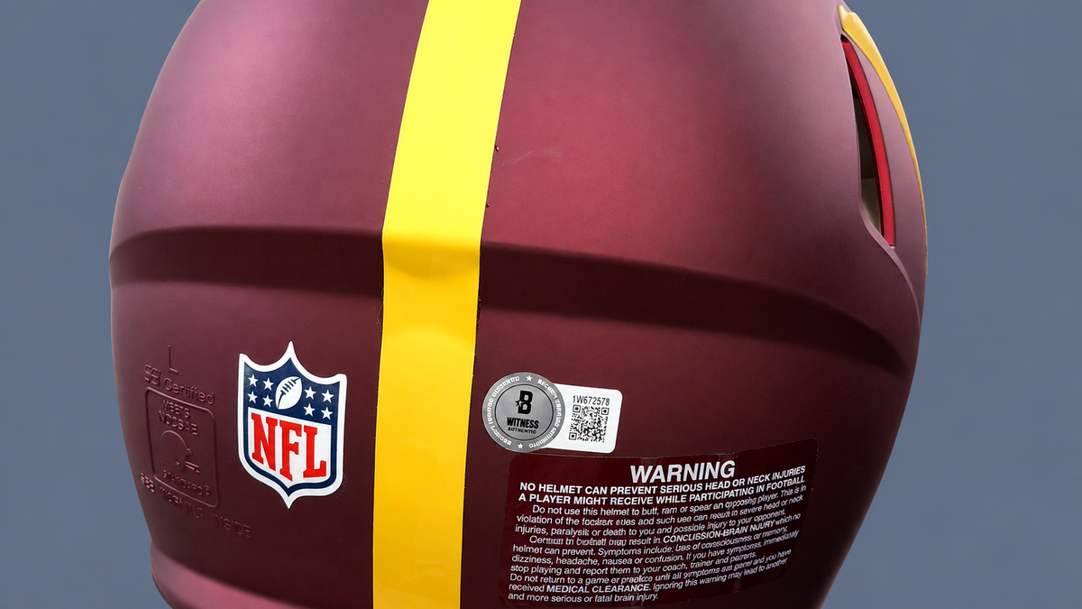 Terry McLaurin Autographed Washington Commanders Authentic Football Helmet – Beckett Witnessed